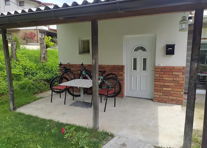 Lenilenii Bungalow